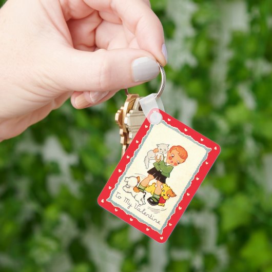 ヴィンテージビクトリアンバレンタインの男の子，猫と犬 キーホルダー (手)