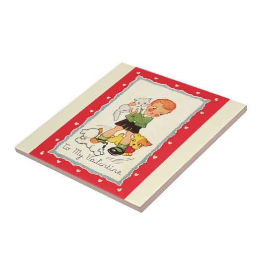 ヴィンテージビクトリアンバレンタインの男の子，猫と犬 タイル (側面)