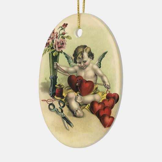 ヴィンテージビクトリアンバレンタインデイエンジェルシームス セラミックオーナメント (左)