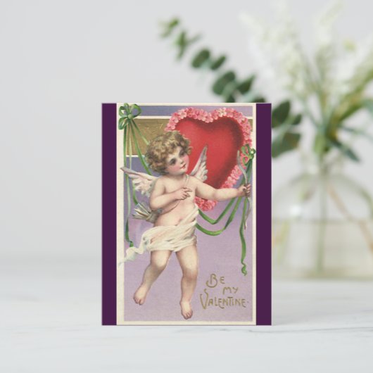 ヴィンテージビクトリアンバレンタインデーハート付きキューピッド シーズンポストカード (スタンド正面)