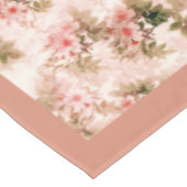 ヴィンテージビクトリアンピンクフローラシックパーソナライズされた テーブルクロス (アングル)