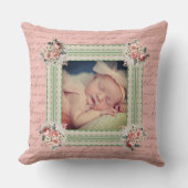 ヴィンテージビクトリアン色あせたダマスクの写真 クッション (正面)