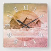 ヴィンテージピラミッドは古代エジプトのカイロ砂漠にある スクエア壁時計 (正面)