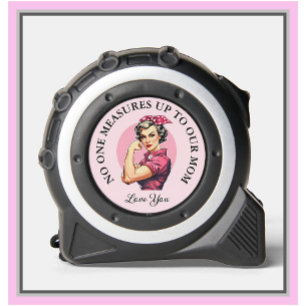 ヴィンテージピンクのギャルは私たちの母に測定できない メジャー