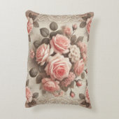 ヴィンテージピンクのローズフローラとレース アクセントクッション (裏面(縦))