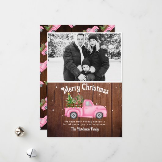 ヴィンテージピンクの赤いトラックのクリスマスツリーの木の写真 シーズンカード (正面/裏面インサイチュ)