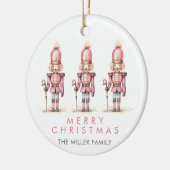 ヴィンテージピンクナツクラッカーの水色ミニマル セラミックオーナメント (左)