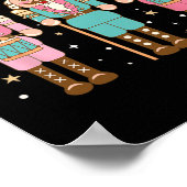 ヴィンテージピンクナツクラッカースクワッドピンクのクリスマスウィメンズ ポスター (角)