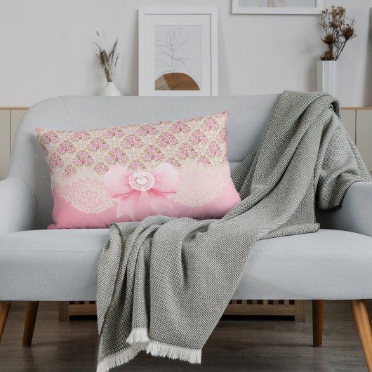 ヴィンテージピンクフローラバラリボン及びレース アクセントクッション