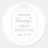 ヴィンテージピンクボウガール誕生日 ラウンドシール (正面)