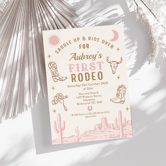 ヴィンテージピンク女性のカーボーイファースト・ロデオ1歳 招待状