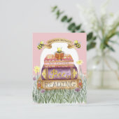 ヴィンテージピンク私はむしろビー読の本好き ポストカード (スタンド正面)