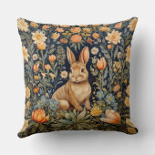 ヴィンテージファームハウスラビットインアザフローラガーデン クッション (裏面)