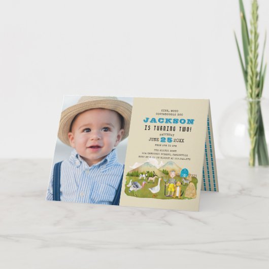 ヴィンテージファーム納屋周囲の庭動物の写真2nd誕生日 招待状 (正面)