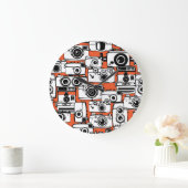 ヴィンテージフィルムカメラ、シームレスパターン。 ラージ壁時計 (ホーム)