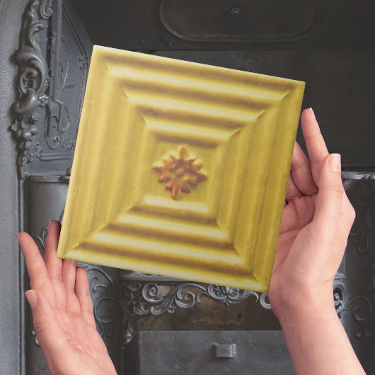 ヴィンテージフェイクレリーフ、 浮き彫りアールヌーボーイエローフローラ タイル