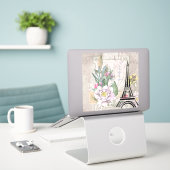 ヴィンテージフラワーコラージュ&エッフェルタワーイラストレーション シール (デスク上のノートパソコン)