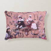 ヴィンテージフランスのピンクトワビクトリアンイルスタイルフローラ アクセントクッション (正面)