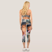 ヴィンテージフランスのポスターアートコラージュのパーソナライズ カプリレギンス (裏面)