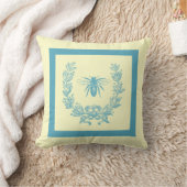 ヴィンテージフランスのリースとBee Pillow 20 x 20ティール（緑がかった色） クッション (ブランケット)