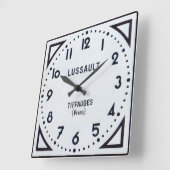 ヴィンテージフランスの時計。 スクエア壁時計 (傾斜)