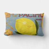 ヴィンテージフルーツクラートラベルアートパシフィックレモンシトラス ランバークッション (正面)