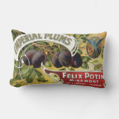 ヴィンテージフルーツクラートラベルアート、インペリアルプラム ランバークッション (正面)