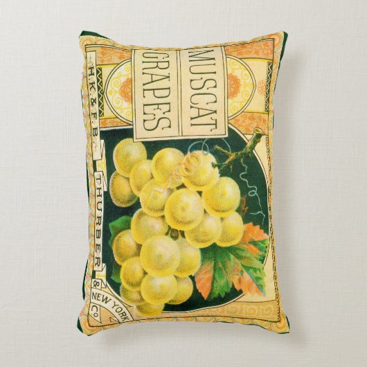 ヴィンテージフルーツクラートラベルアート、マスカットブドウ アクセントクッション (正面(垂直))