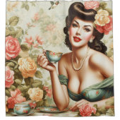 ヴィンテージフローラのピンアップ シャワーカーテン (正面)