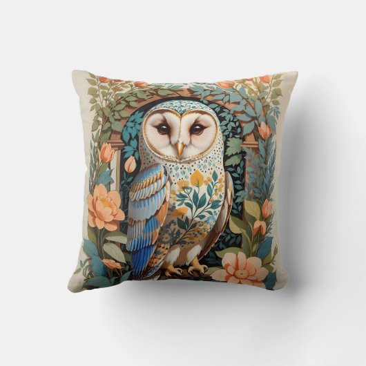 ヴィンテージフローラパターン（の模様が）あるバーンフクロウ クッション (裏面)