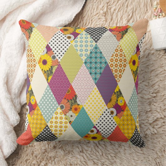 ヴィンテージフローラパッチワークキルト クッション (ブランケット)