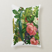 ヴィンテージフローラピンクのバラ、花の花瓶 アクセントクッション (正面(垂直))