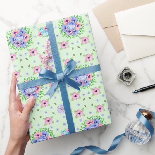 ヴィンテージフローラルパターンライトグリーン ラッピングペーパー (ギフト)