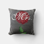 ヴィンテージフローラ赤と灰色の花嫁の枕 クッション (正面)