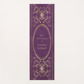 ヴィンテージブックスパインモノグラムパープルアドベンチャー ヨガマット (正面)