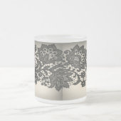 ヴィンテージブラックレースベージュパリファッション フロストグラスマグカップ (中央)