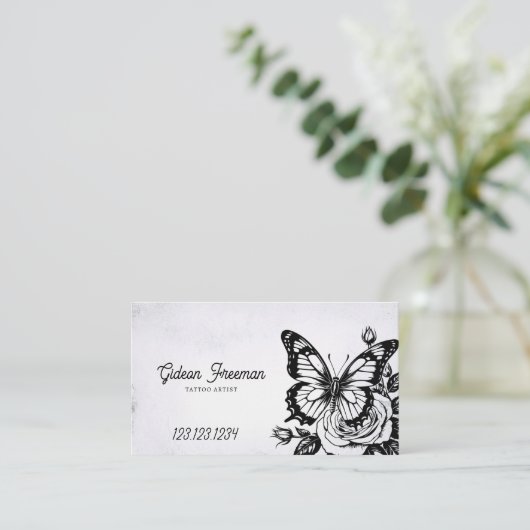 ヴィンテージブラック&ホワイトローズバタフライタトゥーアーティスト 名刺 (スタンド正面)