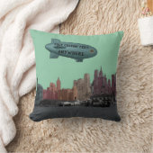 ヴィンテージブリンプオーバーニューヨークシティスカイラインカスタム クッション (ブランケット)