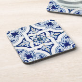 ヴィンテージブルーとホワイトタイルの外観 コースター (左側)