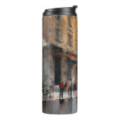 ヴィンテージブルーの車が霧に包まれた街並み タンブラー (回転左)