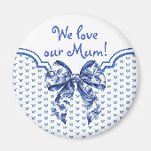 ヴィンテージブルーホワイトバタフライパーソナライズされたボウ マグネット (正面)