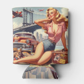 ヴィンテージブロンドのピンアップ 缶クーラー (裏面)