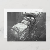 ヴィンテージベビーとベビーカー ポストカード (正面/裏面)