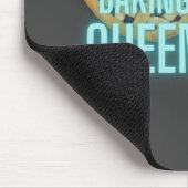 ヴィンテージベーキングクイーンオングレーパーソナライズされた マウスパッド (コーナー)