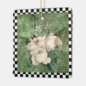ヴィンテージホワイトローズ&チェッカーボード セラミックオーナメント (左)