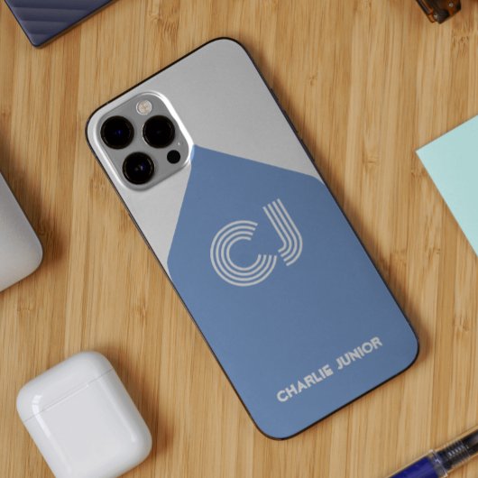 ヴィンテージホワイト&アクアブルーモノグラムの Case-Mate iPhoneケース