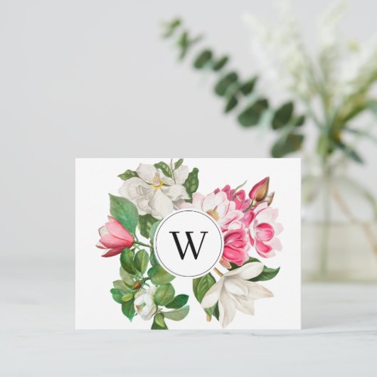 ヴィンテージホワイト&ピンクマグノリア花モノグラム シーズンポストカード (スタンド正面)