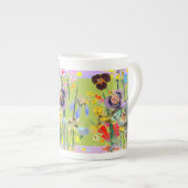 ヴィンテージボヘミアンソングバード春グリーン ボーンチャイナマグカップ (正面右)