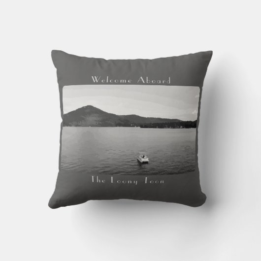 ヴィンテージボートデコパーソナライズされたールグレーポンツーン クッション (裏面)