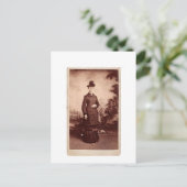 ヴィンテージポートレートの女性の帽子と1800sドレス ポストカード (スタンド正面)